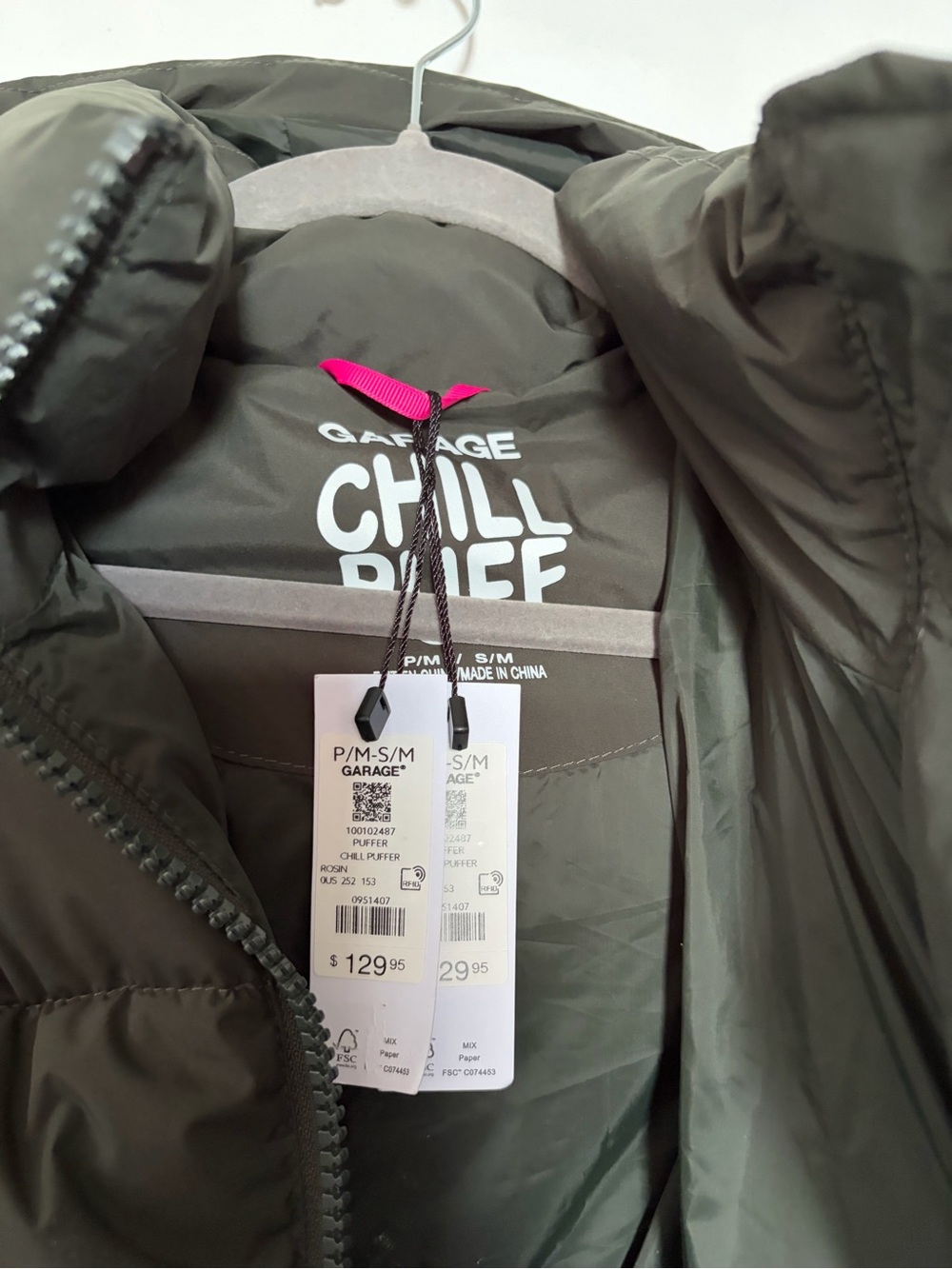 NWT Garage Chill Puffer Jacket in rosin green - S/M - Picture 7 of 16